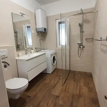 66 Apartman *