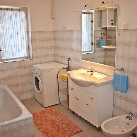 Apartman 66 Simuni